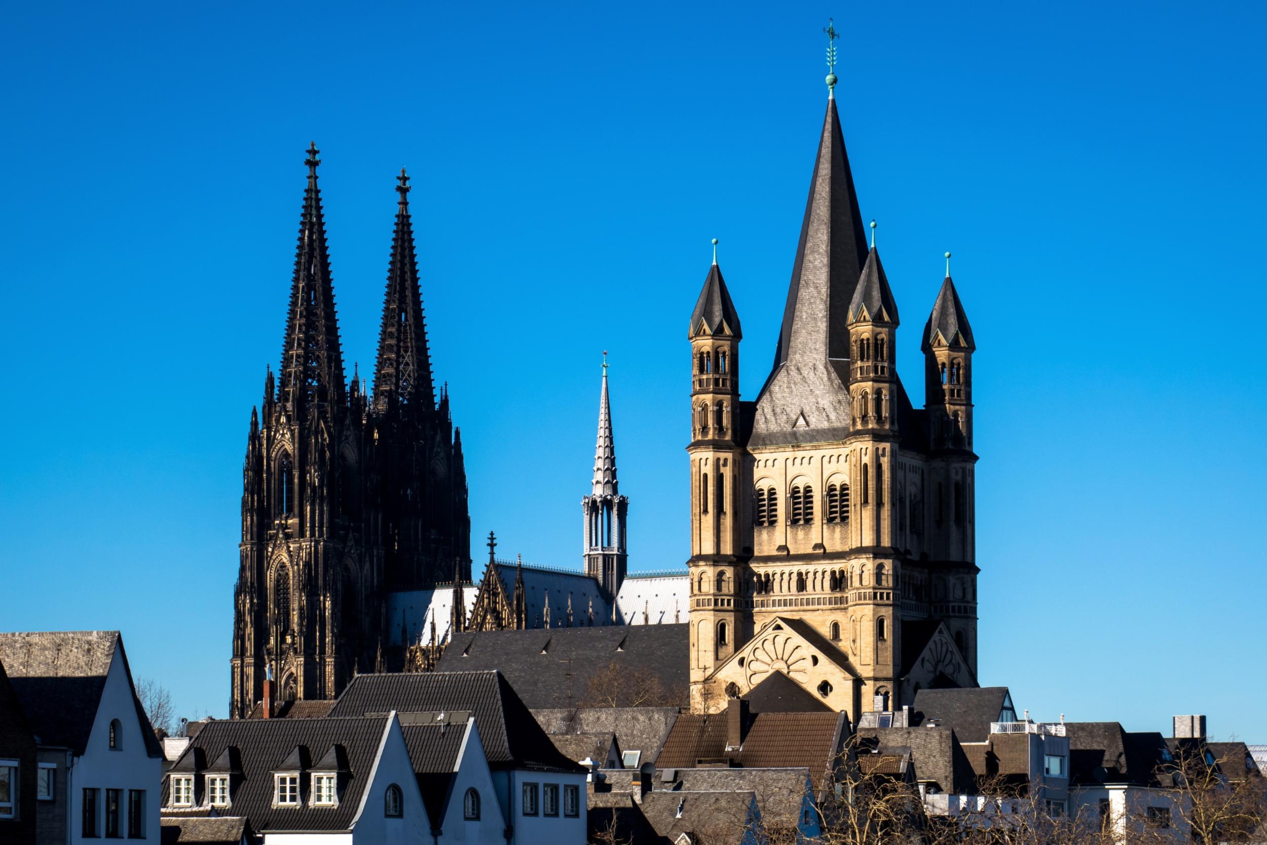 cologne-4016564